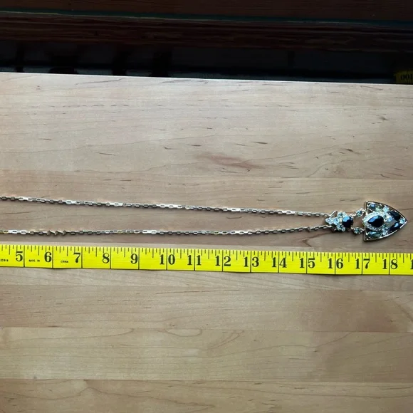 Ann Taylor necklace - Picture 6 of 6